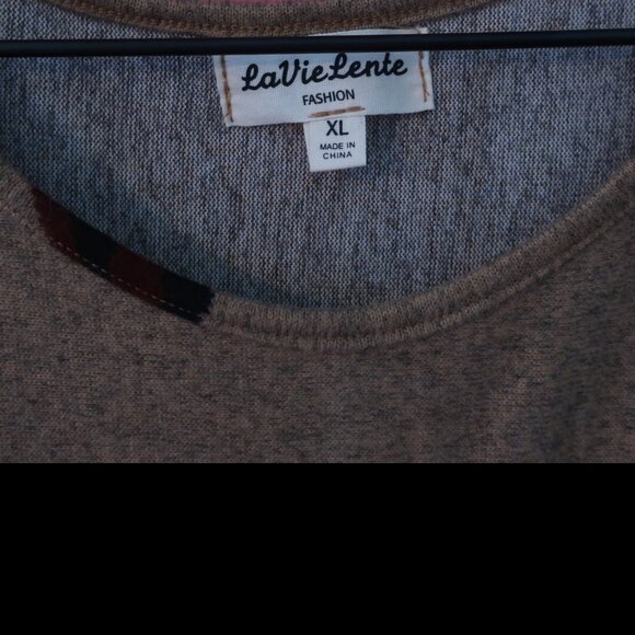 Cozy Mini Swing Dress with Pockets and Deer Design - Picture 3 of 3